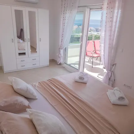 Modern With Jacuzzi, Beautiful Sea View, Near Split! 36a Villa