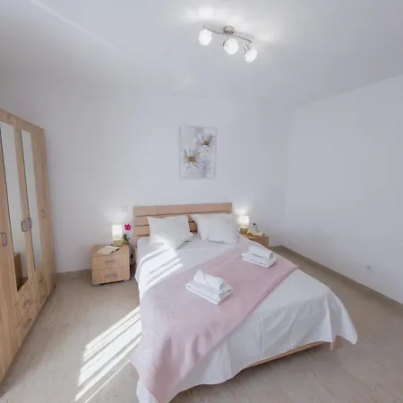 Vila Modern With Jacuzzi, Beautiful Sea View, Near Split! 36a Podstrana
