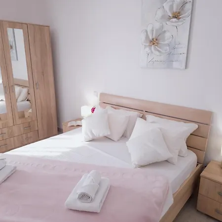 Modern With Jacuzzi, Beautiful Sea View, Near Split! 36a * Podstrana