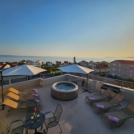 Modern With Jacuzzi, Beautiful Sea View, Near Split! 36a