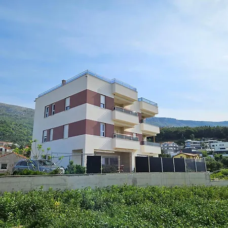 Modern With Jacuzzi, Beautiful Sea View, Near Split! 36a Villa Podstrana