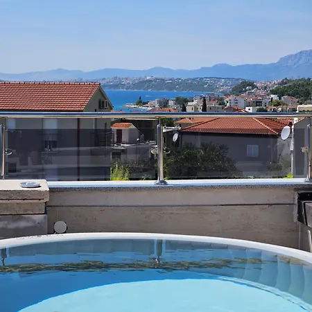 Modern With Jacuzzi, Beautiful Sea View, Near Split! 36a Villa